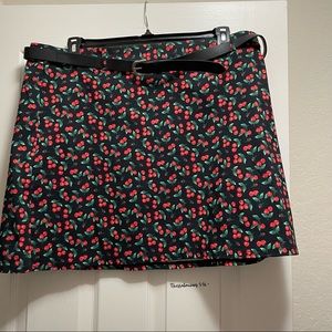 NWOT Forever 21 cherry plus mini skirt